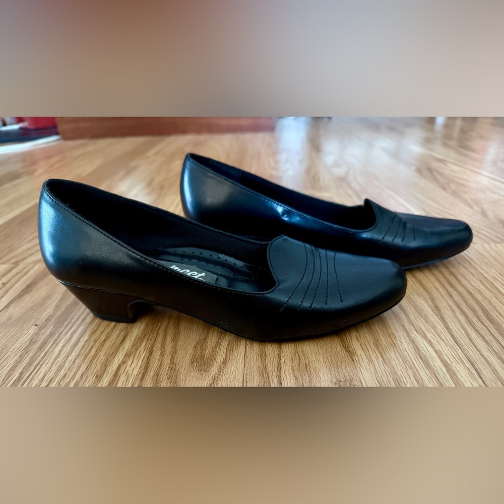 Easy Street women’s pumps low heel dress shoes black size 7M - Picture 4 of 7